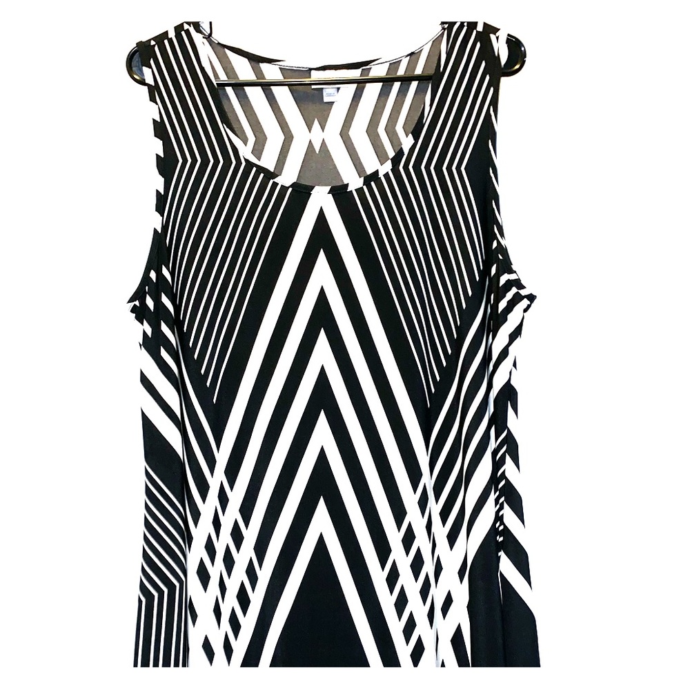 Avenue Tunic Top